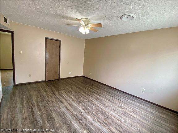 3rd image of 402 42nd Cir W