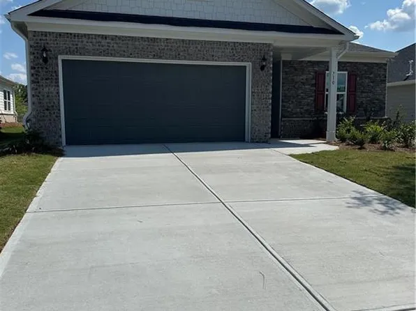 710 Pineberry Ct, Grayson, GA 30017