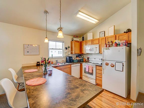 4th image of 405 Mitchell St #G-2
