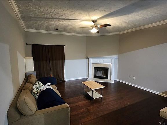 5th image of 2651 Heathrow Dr