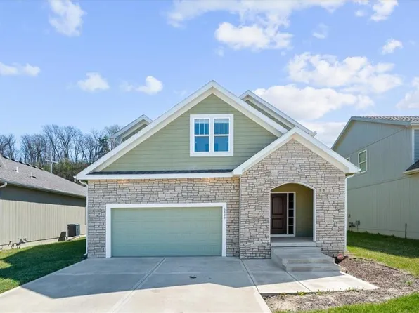 6809 Prairie Ln, Parkville, MO 64152