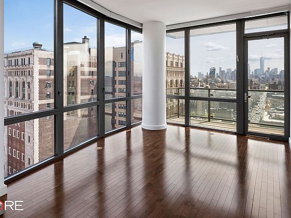 4th image of 101 W 24th St APT 23D