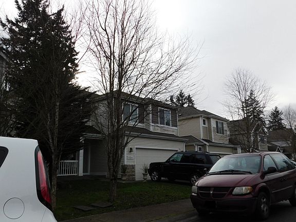 3rd image of 1606 182nd St E