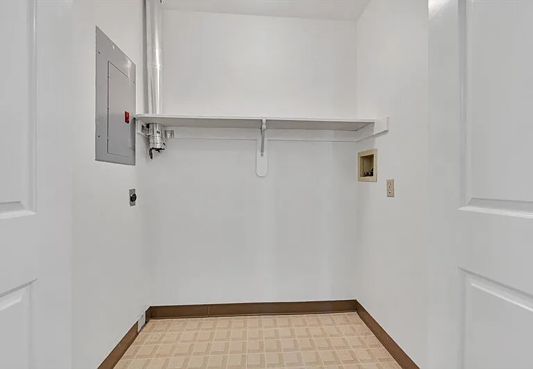 233 Miller Rd #1 — Photo 7