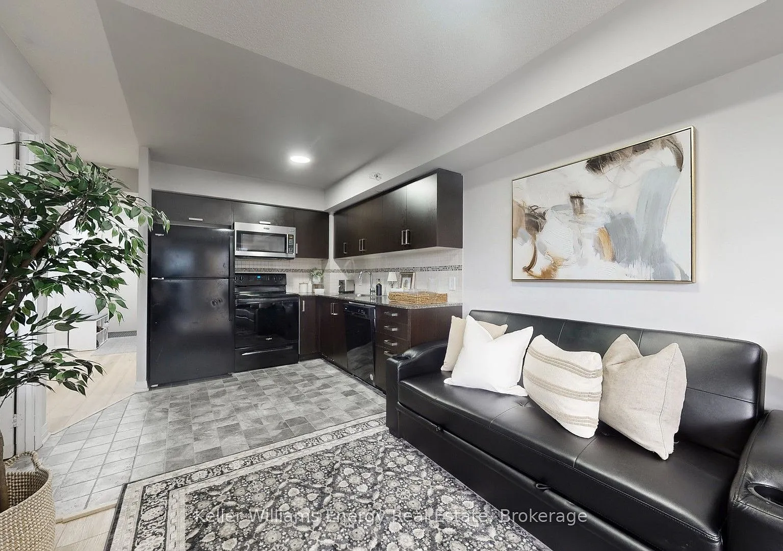 2 bed, $2,550 — Photo 1