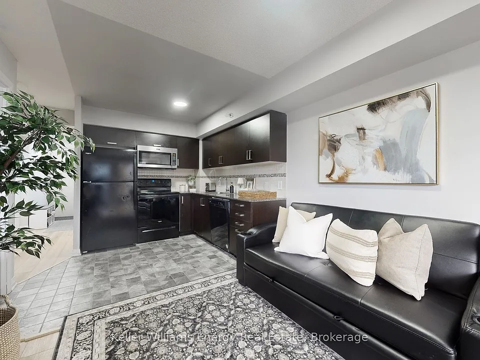30 Meadowglen Pl #617