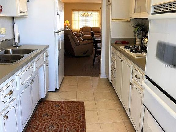 4th image of 1847 Shore Dr S APT 403
