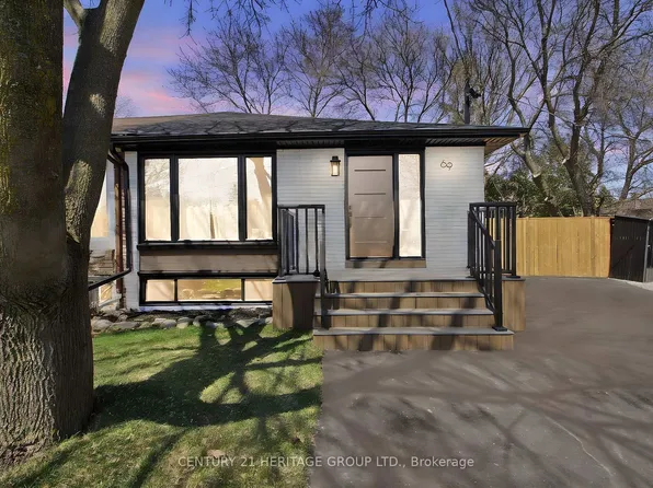 69 Marlin Ct, Newmarket, ON L3Y 2W7