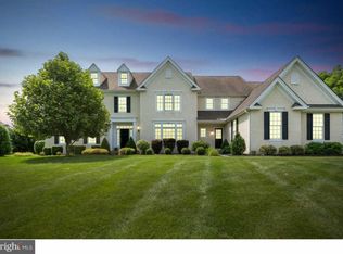 1733 Chantilly Ln, Chester Springs, PA 19425