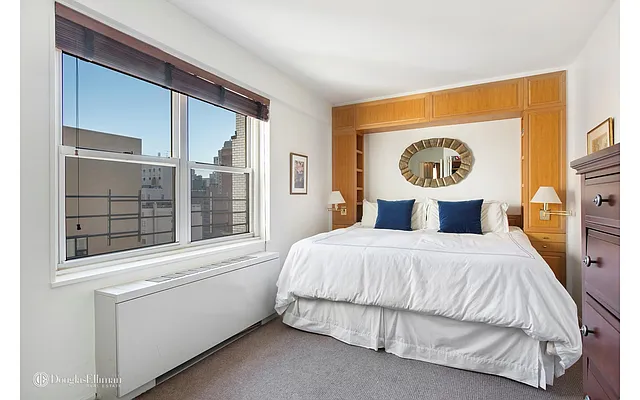 Sold by Douglas Elliman | media 16