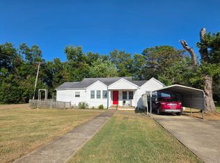 536 N Broad St, Lexington, TN 38351