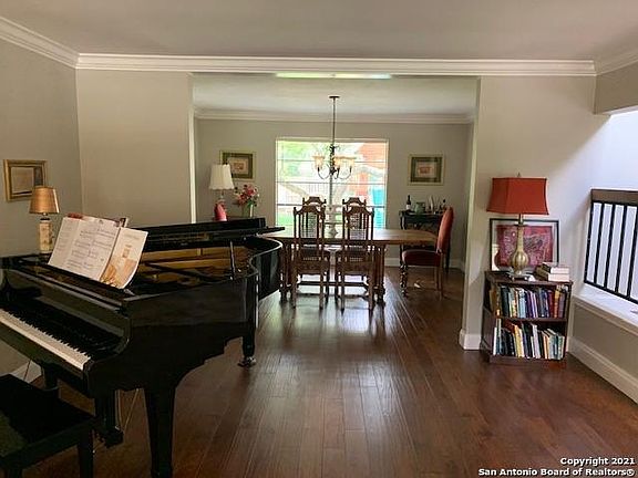 3rd image of 2634 Hunters Green St