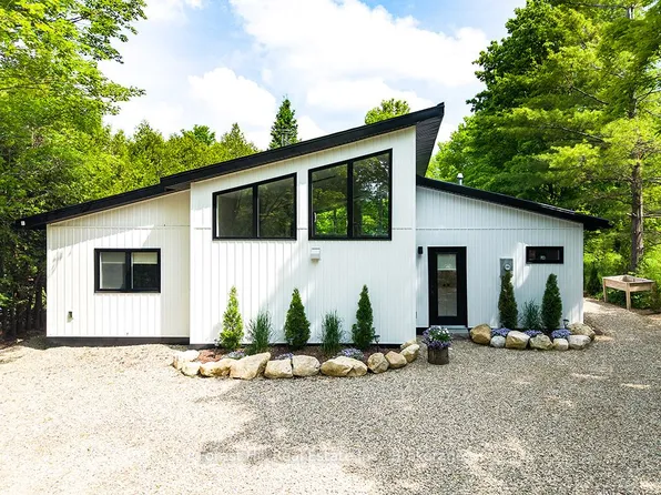 149 Sir Williams Ln, Grey Highlands, ON N0C 1E0