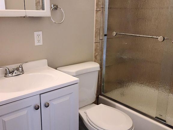 5th image of 716 Cranford Dr