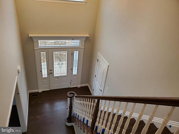 3rd image of 24050 Woodmore Dr