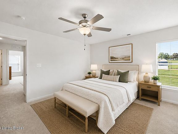5th image of 301 Copper Creek Dr