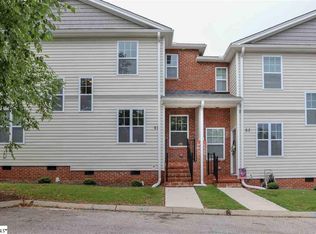81 Huntress Dr, Greer, SC 29651