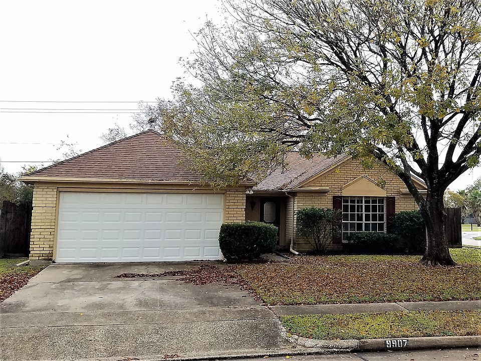 1st image of 9907 Green Meadow Dr