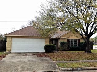 9907 Green Meadow Dr, La Porte, TX 77571
