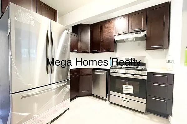 Rented by Mega Homes Realty INC | media 1