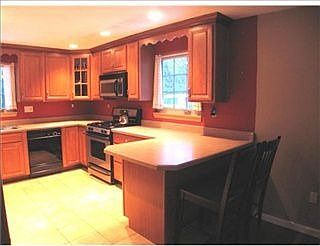 3rd image of 67 Sierra Dr