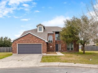 1613 Bluebell Cir, Lockhart, TX 78644