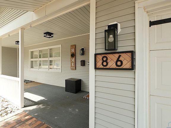 4th image of 86 8th St NE