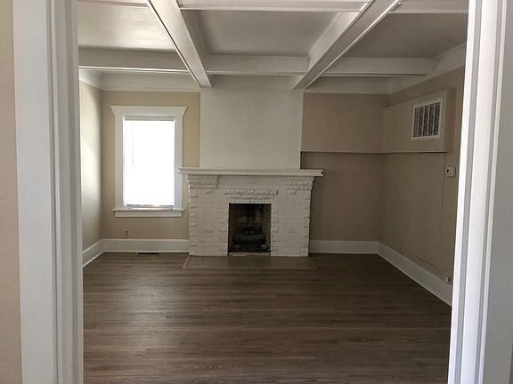 Living room with Gas Fireplace