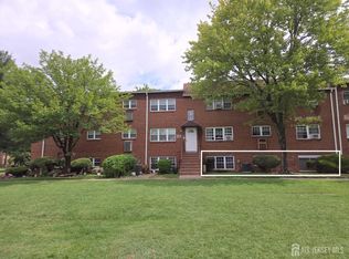 334 College Dr, Edison, NJ 08817