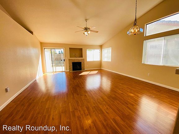 4th image of 9061 Willowberry Way