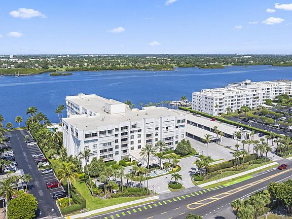 3rd image of 2860 S OCEAN Boulevard #302