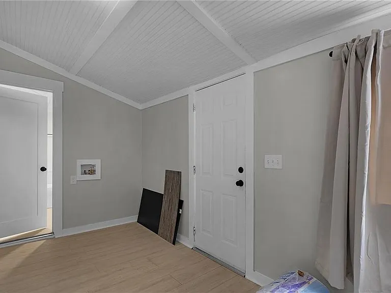 1214 Cave Spring Rd SW — Photo 13