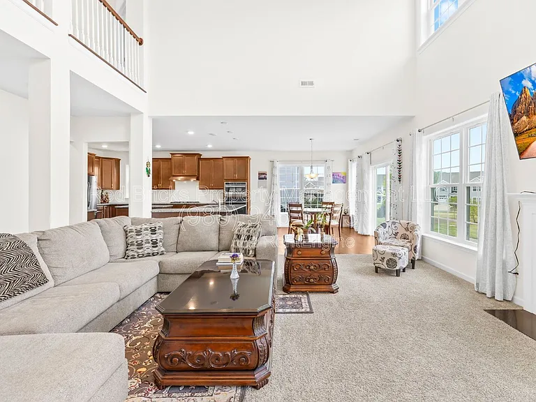 14917 Baldridge Dr — Photo 14