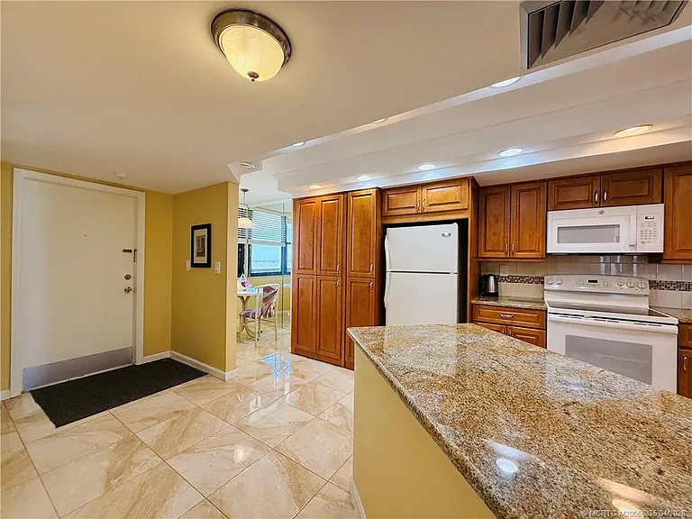 9500 S Ocean Dr #1308 — Photo 7