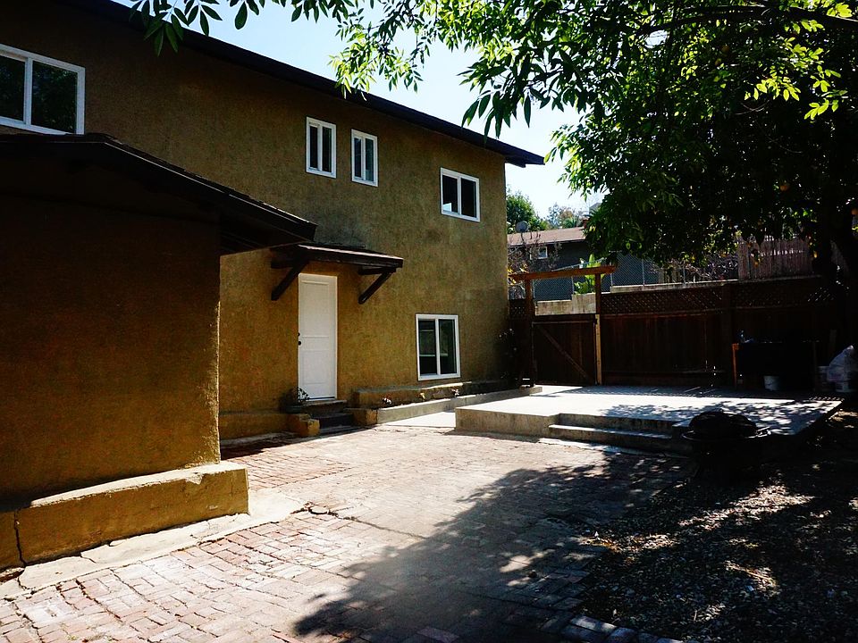 2nd image of 718 E Avenue 43