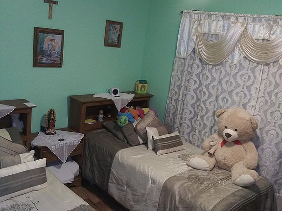 5th image of 450 Lake Ave APT 6
