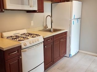 186 Springdale Ave, East Orange, NJ 07017
