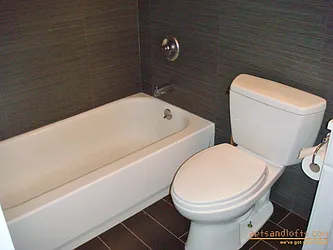Rented by aptsandlofts.com