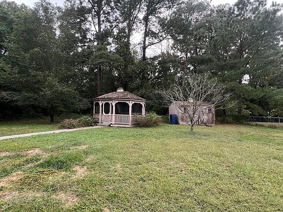 3rd image of 30883 Ward Rd