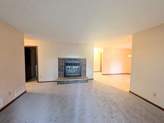 4th image of 12147 Crooked Lake Blvd NW #102