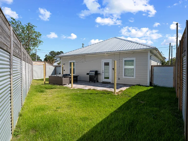 21306 Pompano Ave — Photo 38