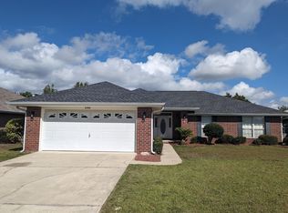 2334 Heritage Cir, Navarre, FL 32566