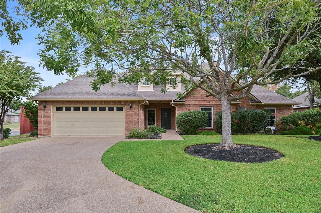 4 bed, 2754 sqft, $2,950 — Photo 1