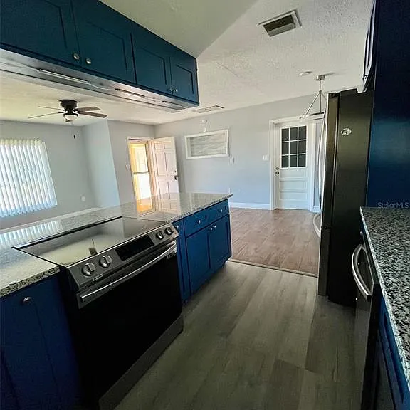36 Marigold Ln — Photo 6