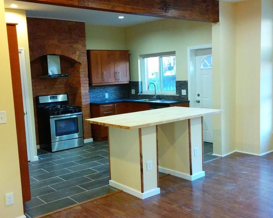 Kitchen & island