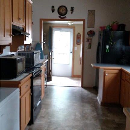 5th image of 204 S 4th Ave