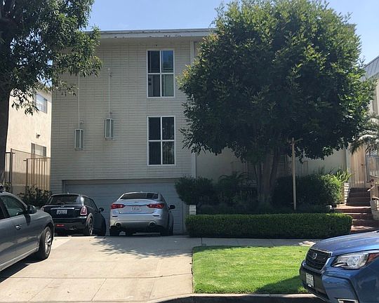 3rd image of 1119 Lincoln Blvd APT 8