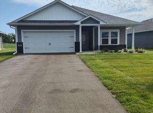 541 Valley Dr W, Annandale, MN 55302