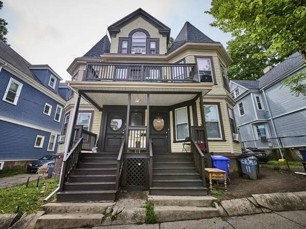 11 Wolcott St, Dorchester, MA 02121