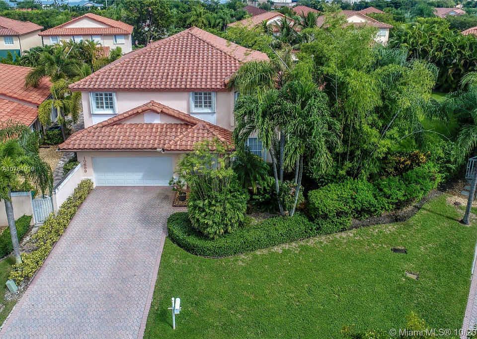 1st image of 10639 NW 54th St